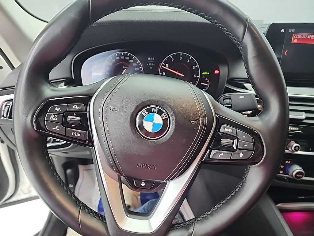 BMW 5 Series - Vista 9