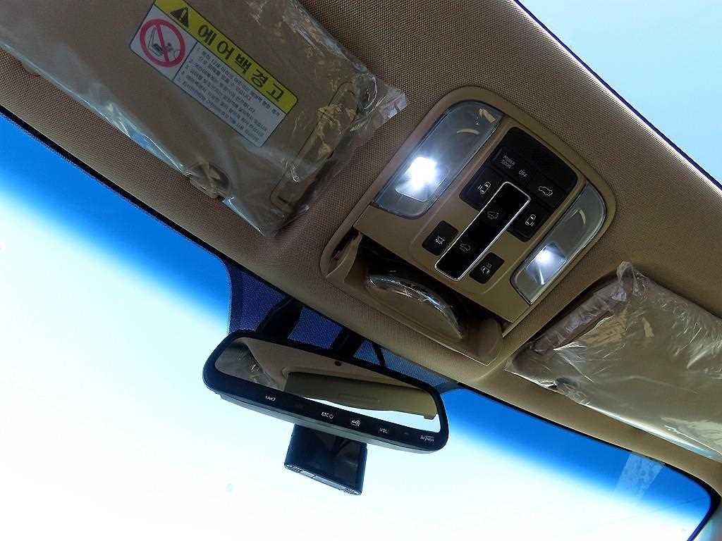 KIA Carnival 2019 Blanco - Importación desde Corea - HF Imports Iquique - Foto 13