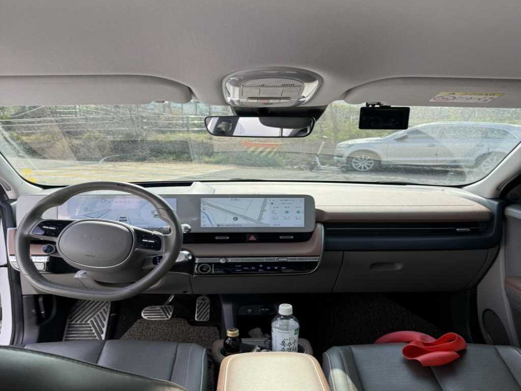 HYUNDAI Ioniq 5 - Vista 7