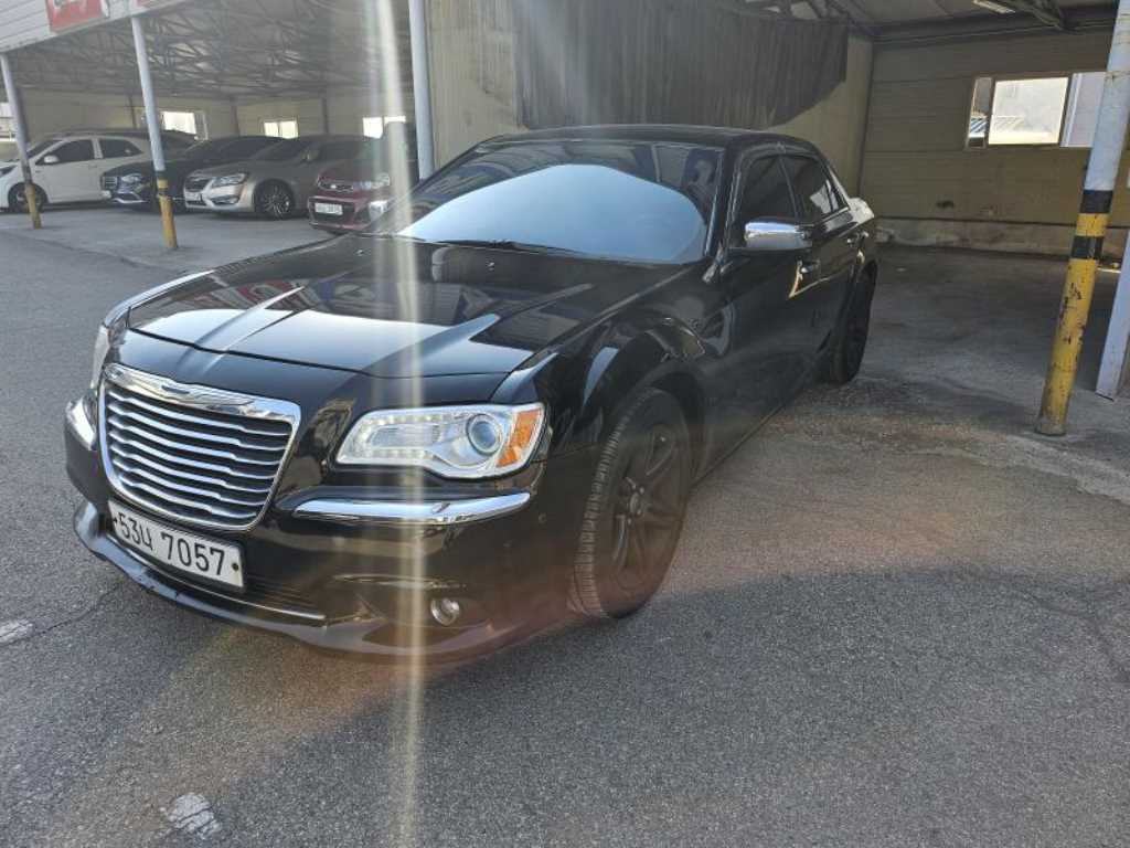 Chrysler 300C - Vista 4