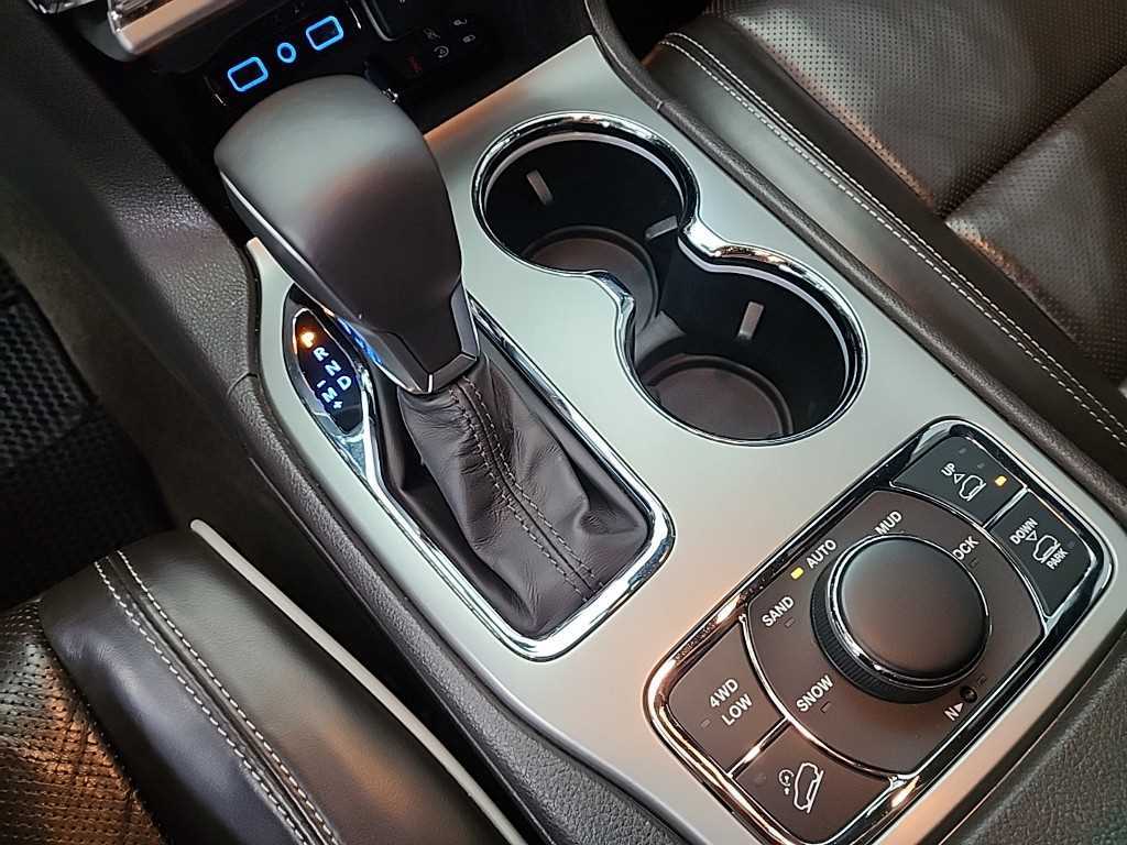 Jeep Cherokee - Vista 8