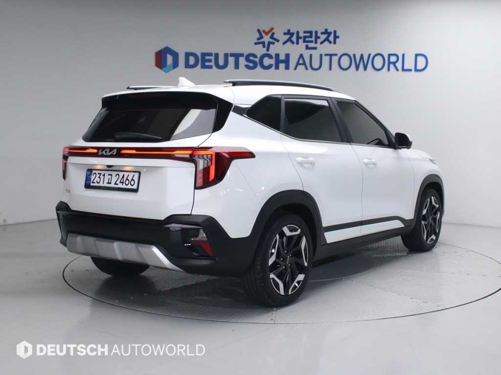 KIA Seltos - Vista 3