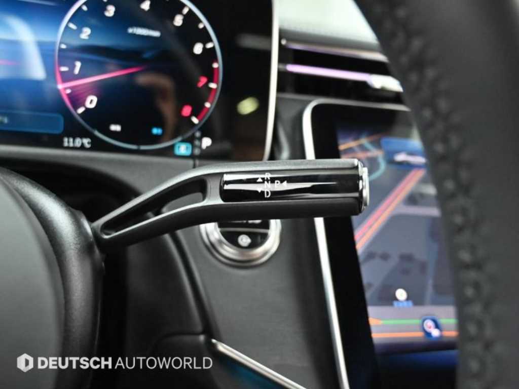 Mercedes Benz E class - Vista 9