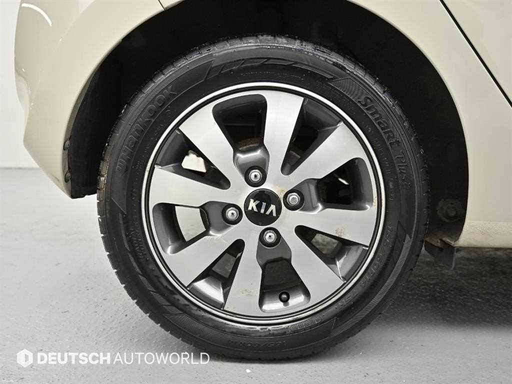 KIA Morning - Vista 5