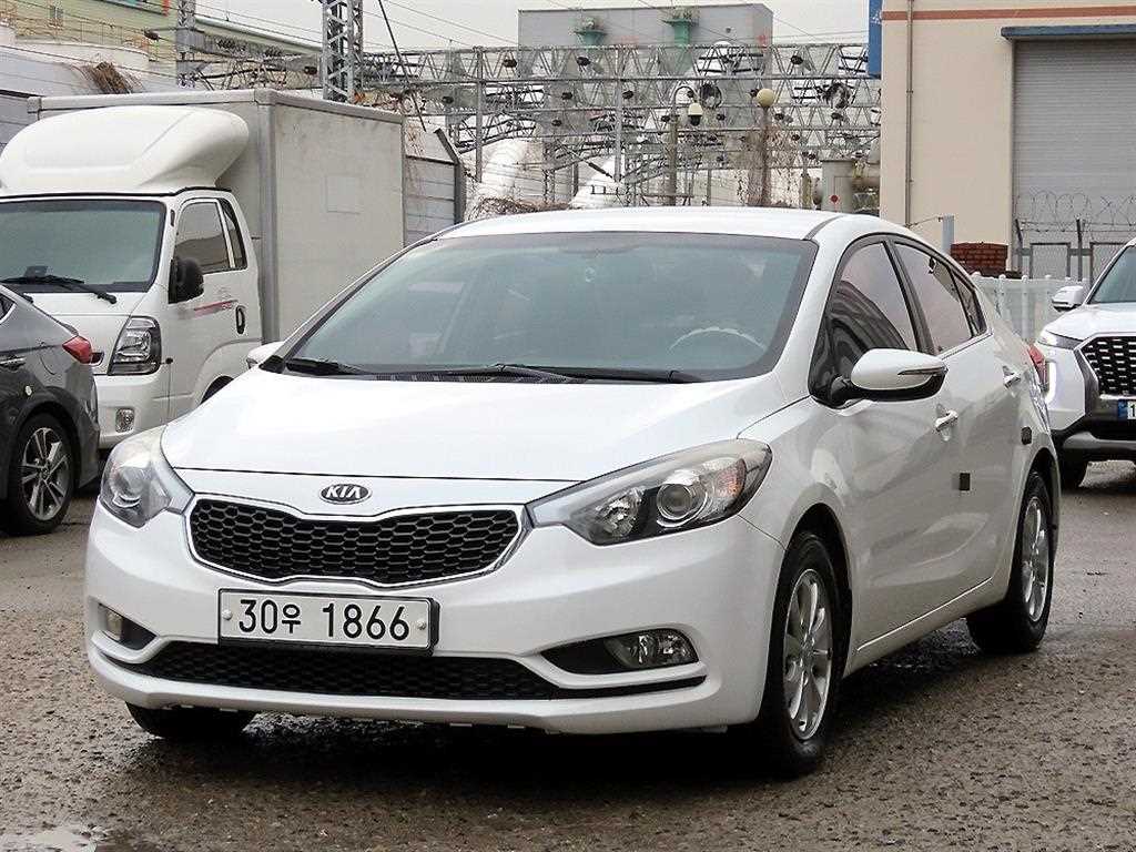 KIA K3 - Vista 2
