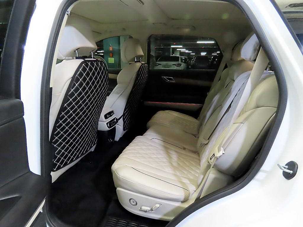 Genesis GV80 - Vista 7