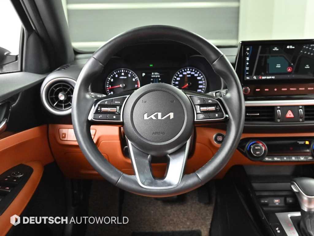 KIA K3 2022 Blanco - Importación desde Corea - HF Imports Iquique - Foto 13