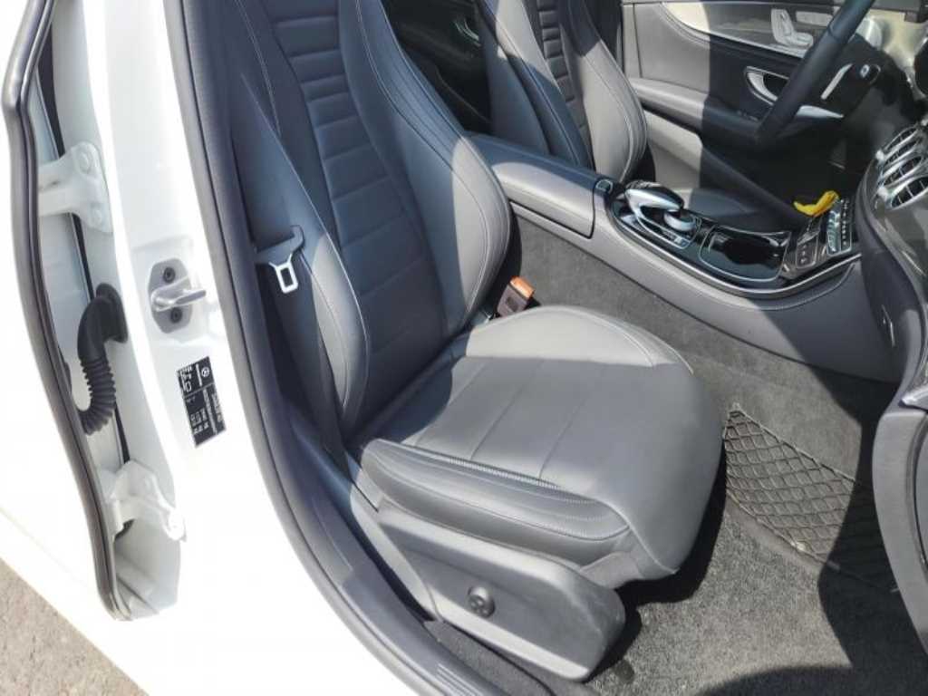 Mercedes Benz E class - Vista 6