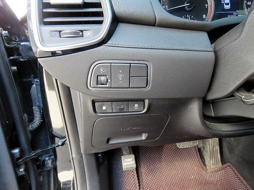 HYUNDAI Grandeur - Vista 12