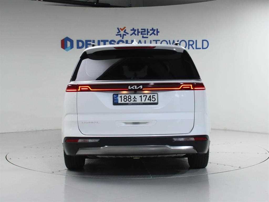 KIA Carnival - Vista 4