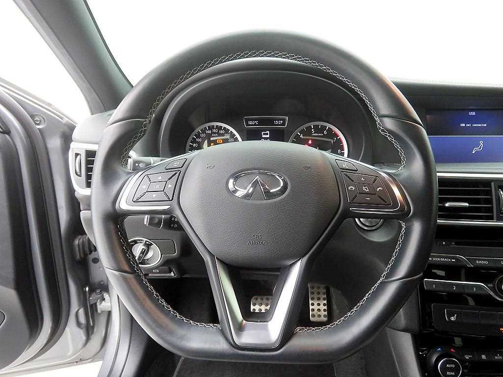 Infiniti Q - Vista 12