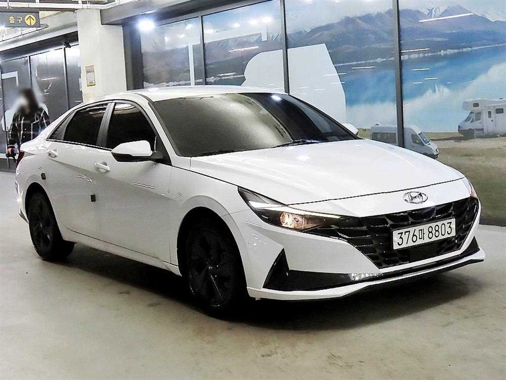 HYUNDAI Avante 2023 Blanco - Importación desde Corea - HF Imports Iquique - Foto 1