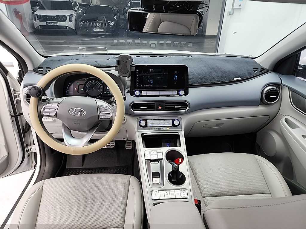 HYUNDAI Kona - Vista 7