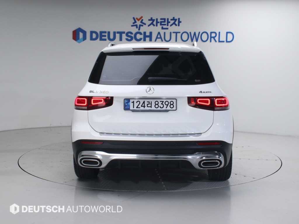 Mercedes Benz GLB Class - Vista 4