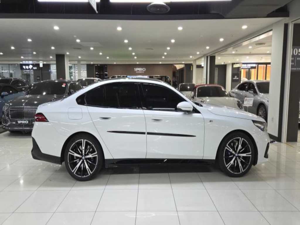 BMW 5 Series - Vista 2