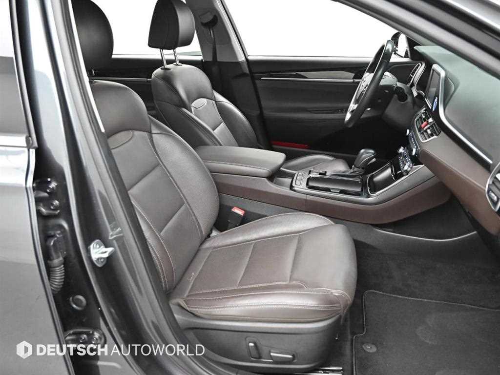 HYUNDAI Grandeur - Vista 10