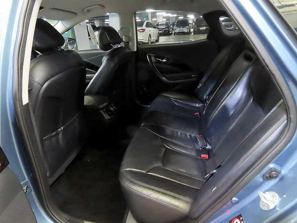 HYUNDAI Grandeur - Vista 7