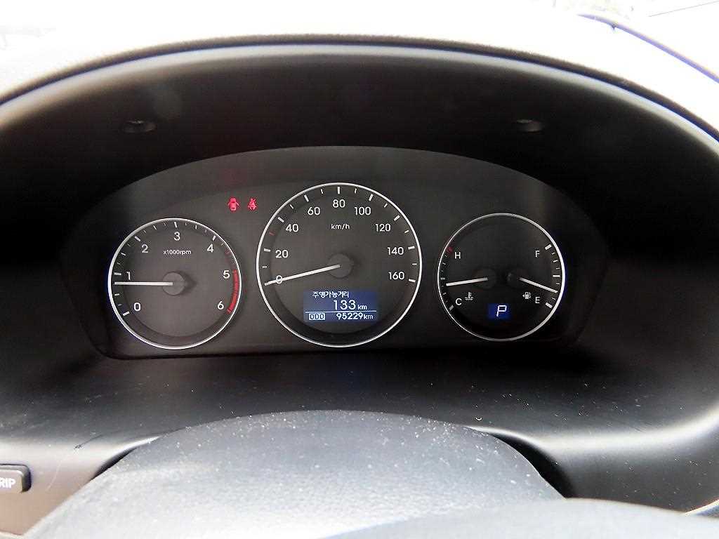 HYUNDAI Starex - Vista 10