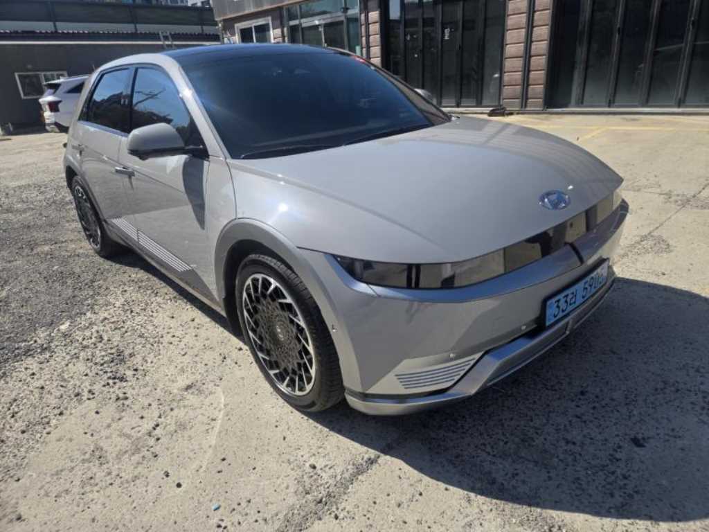 HYUNDAI Ioniq 5 - Vista 5