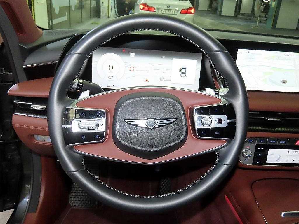 Genesis G90 - Vista 8