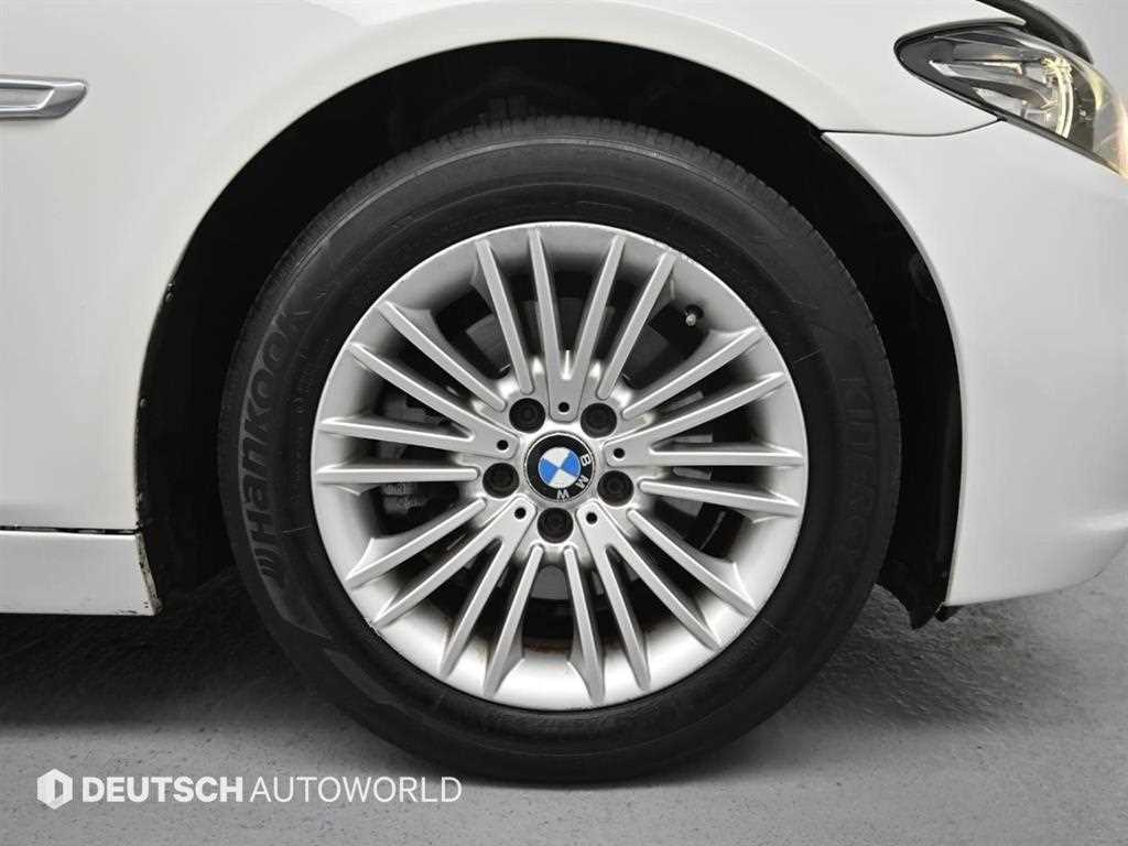 BMW 5 Series - Vista 5