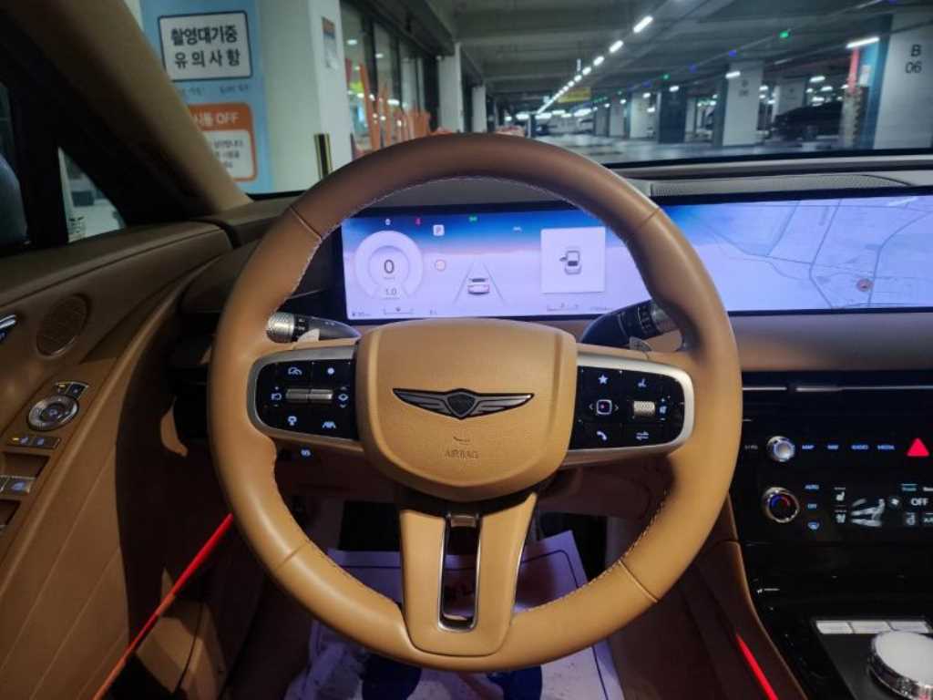 Genesis G80 - Vista 8