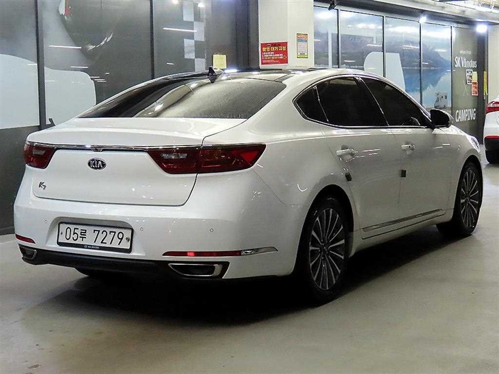 KIA K7 - Vista 4