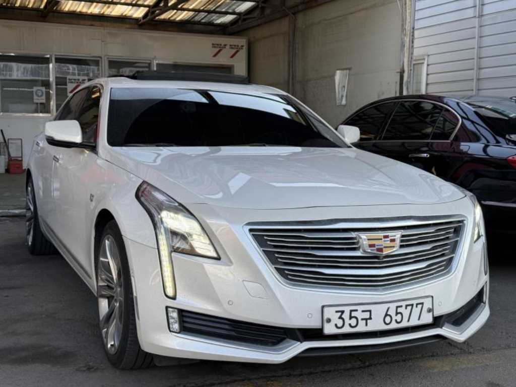 Cadillac CT6 - Vista 4