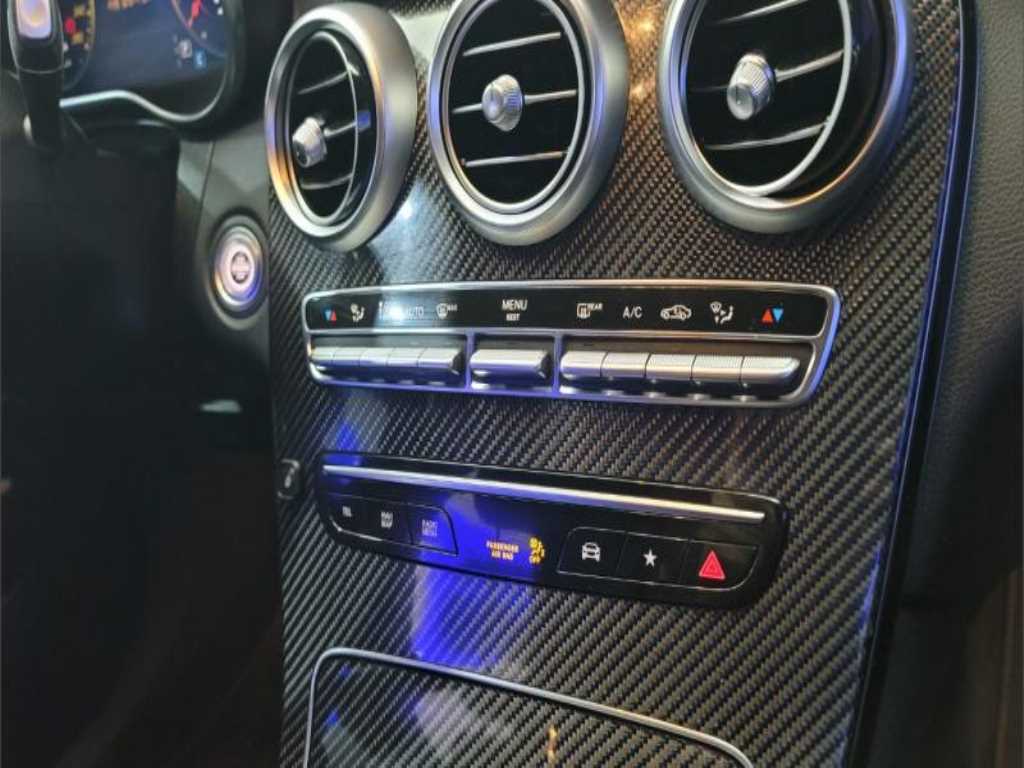 Mercedes Benz GLC Class - Vista 10