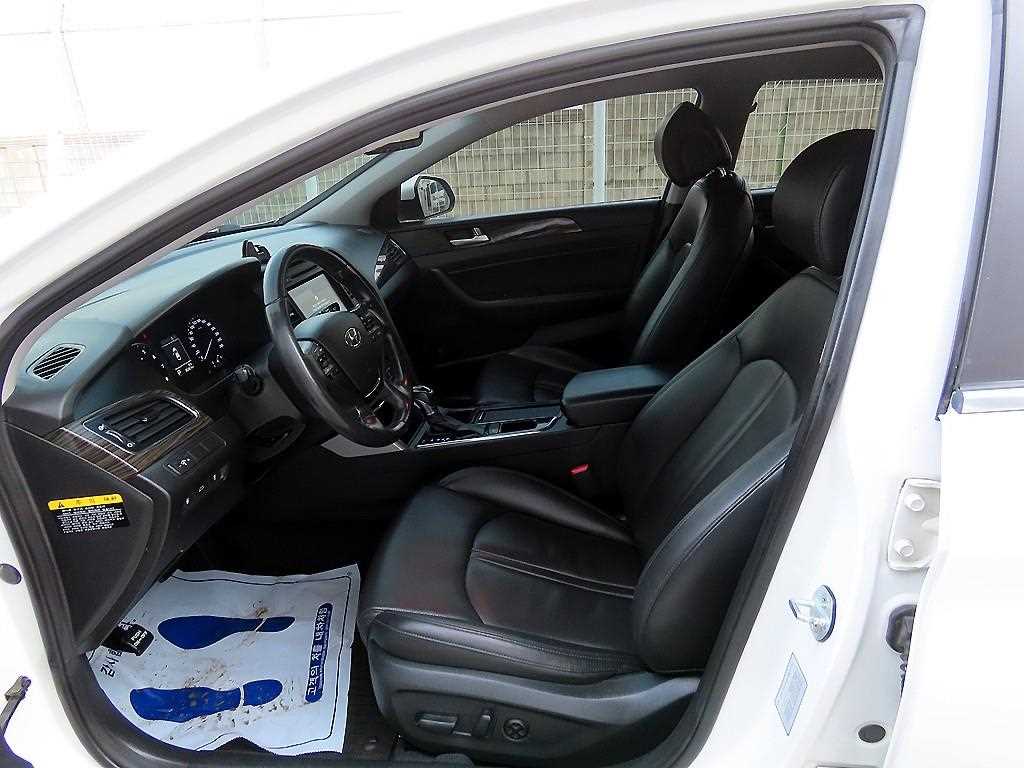 HYUNDAI Sonata - Vista 5