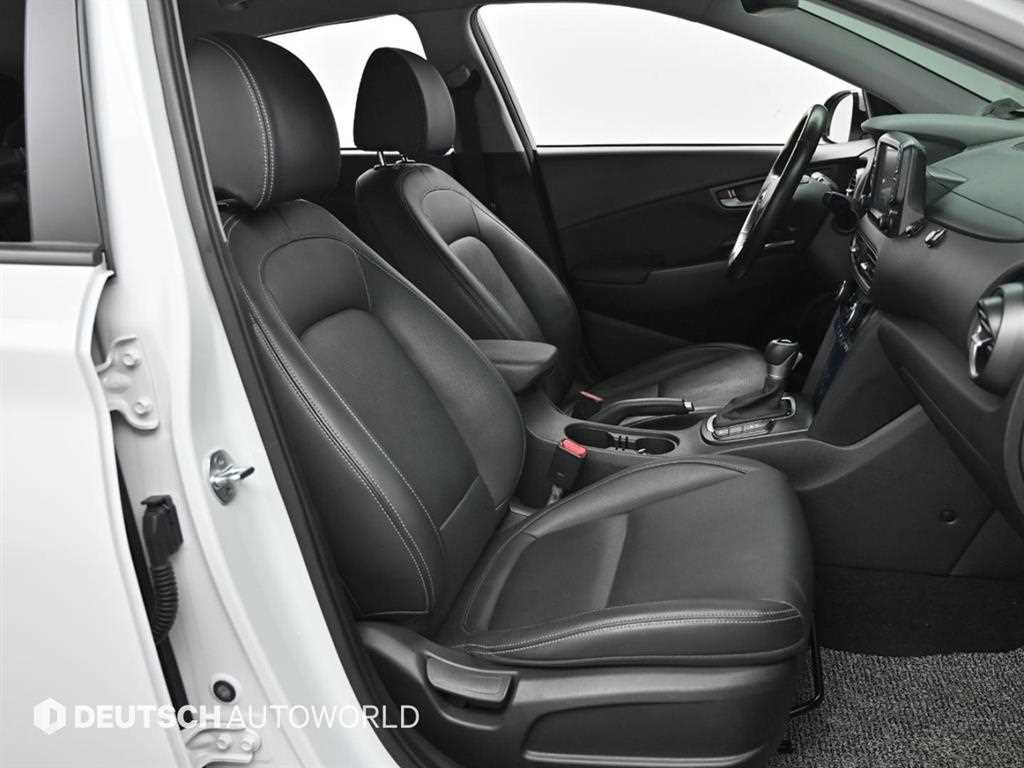 HYUNDAI Kona - Vista 10