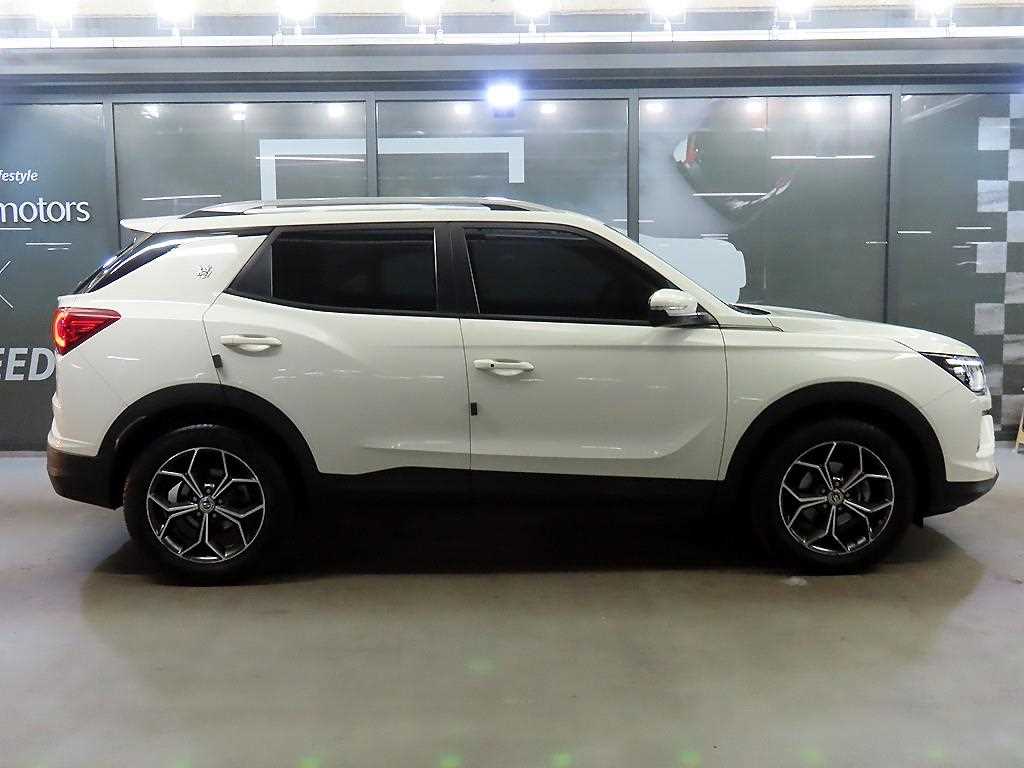 Ssangyong Korando - Vista 3