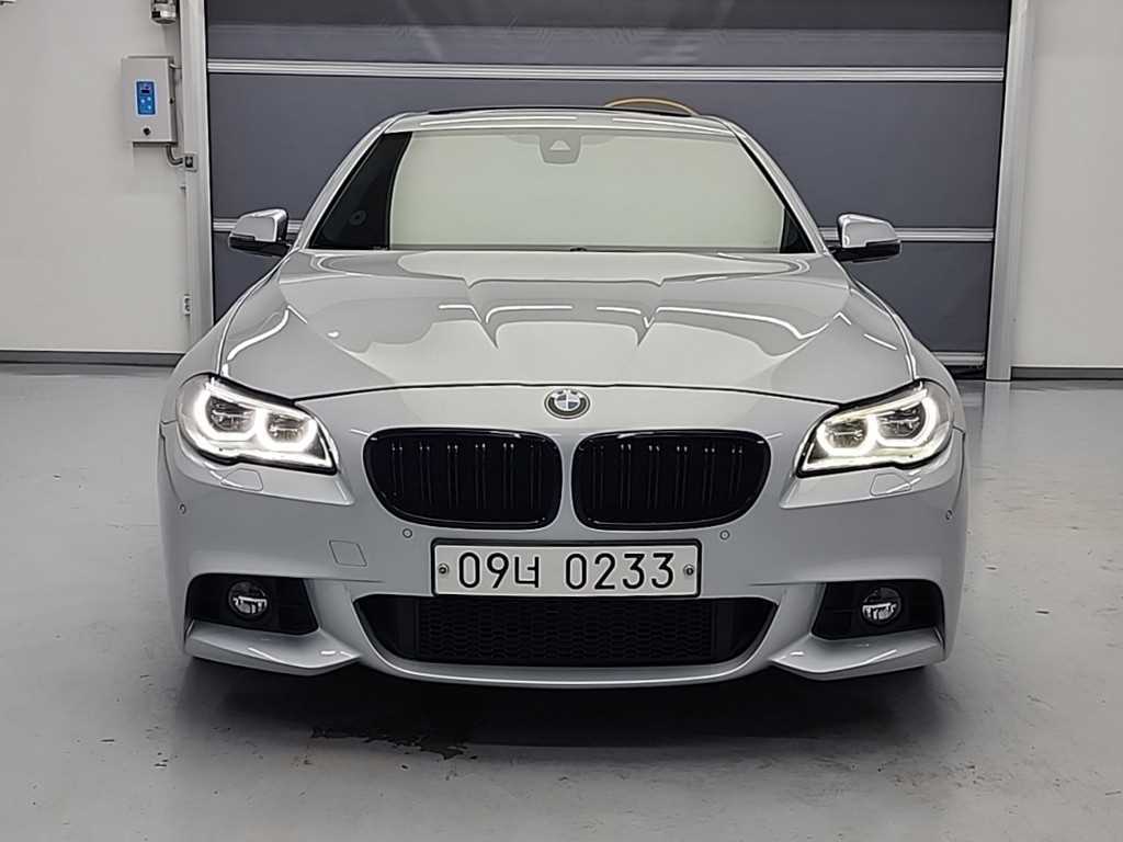 BMW 5 Series - Vista 2