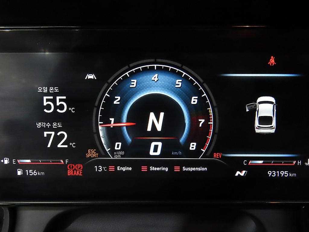 HYUNDAI Avante - Vista 9