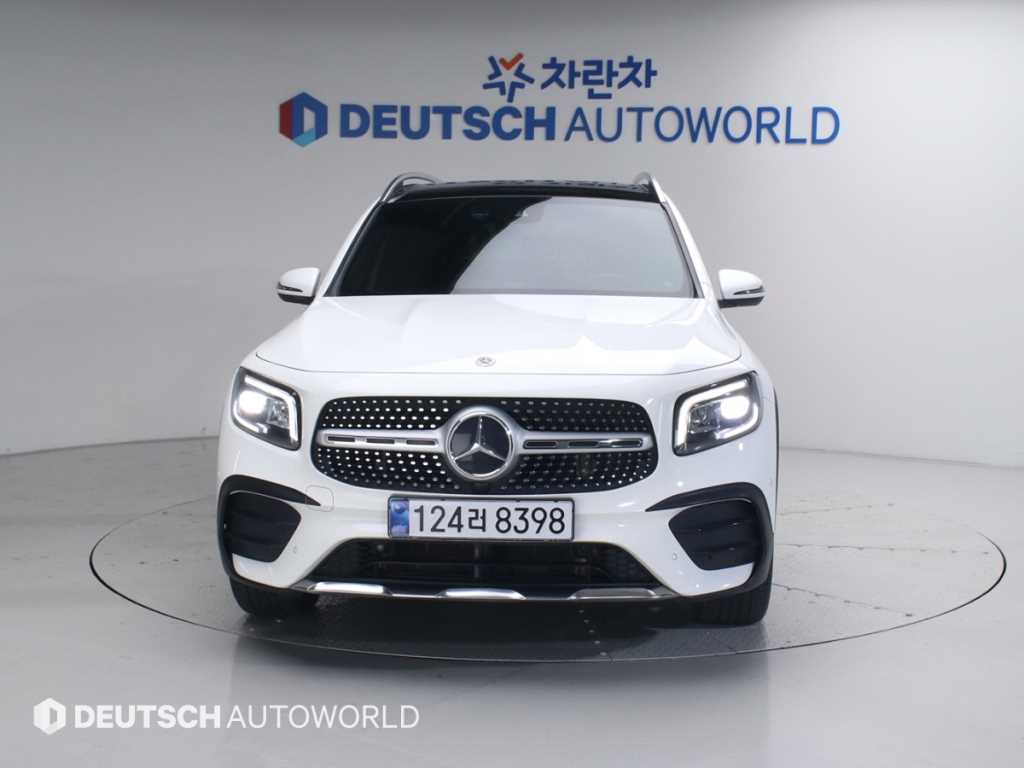 Mercedes Benz GLB Class - Vista 3