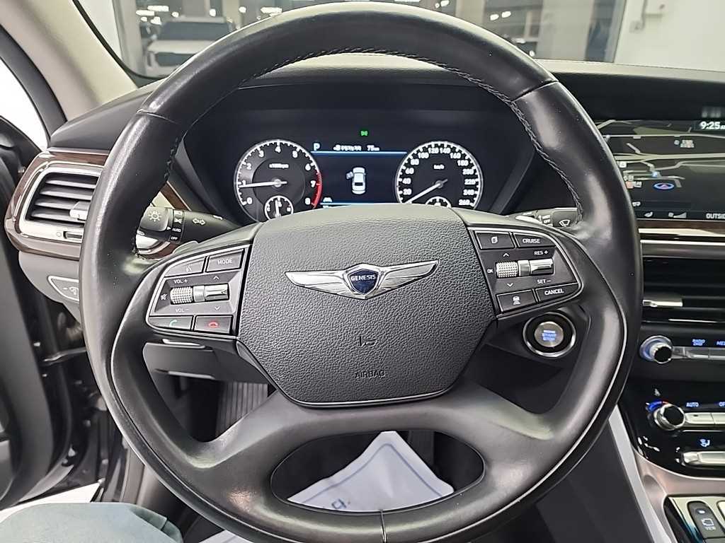 Genesis EQ900 - Vista 9