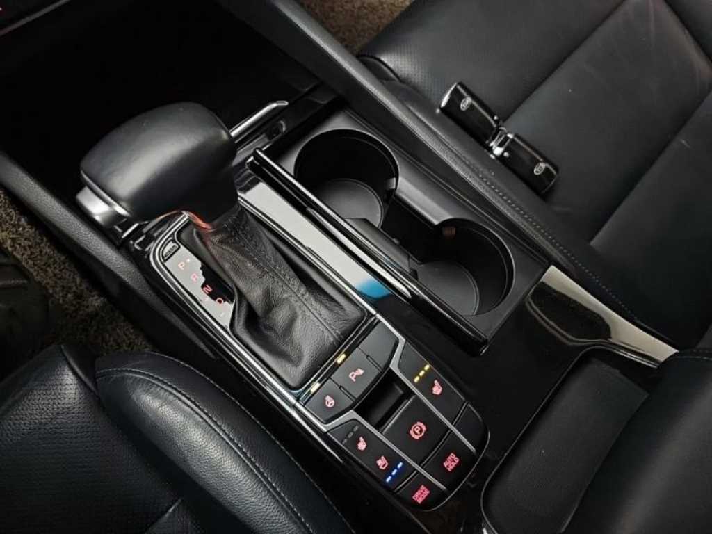 KIA K7 - Vista 12