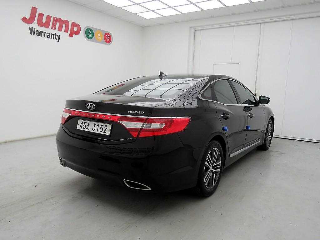 HYUNDAI Grandeur - Vista 4