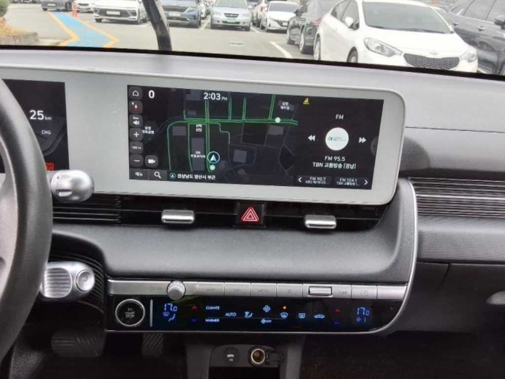 HYUNDAI Ioniq 5 - Vista 10