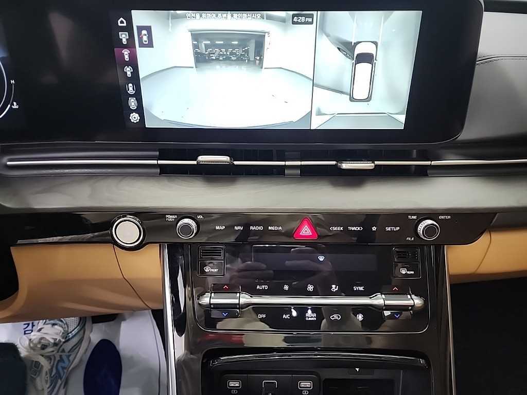 KIA Carnival - Vista 10