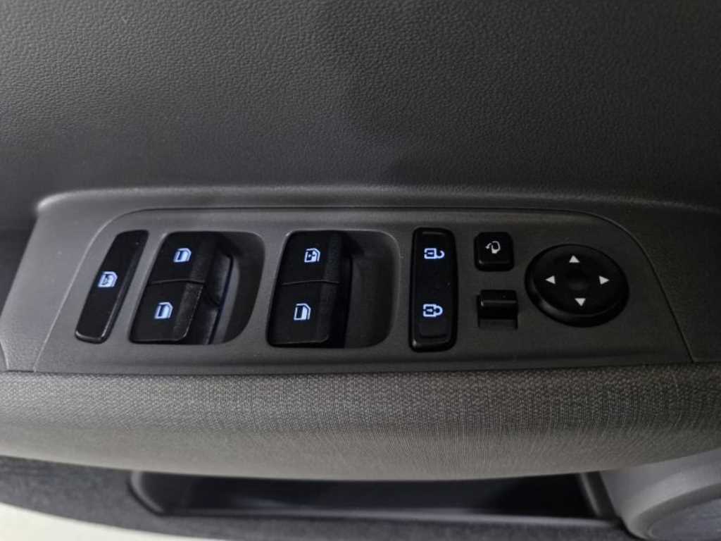 HYUNDAI Casper - Vista 12