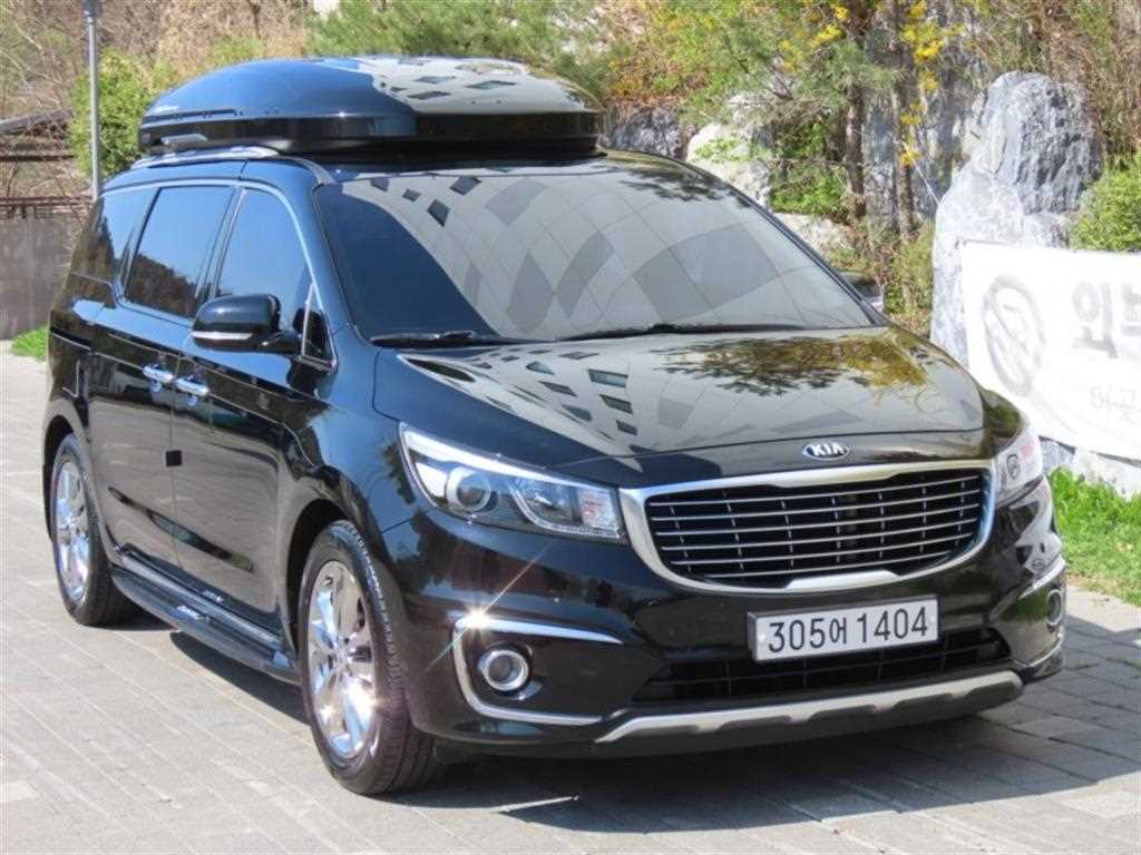 KIA Carnival - Vista 2