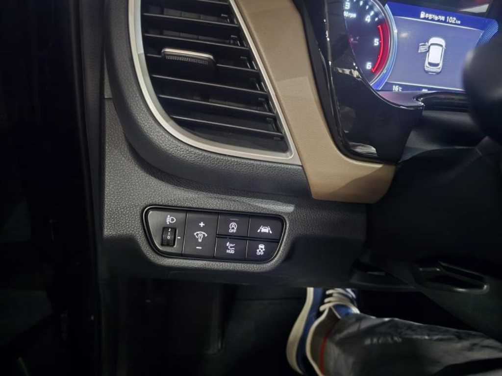 KIA Seltos - Vista 6