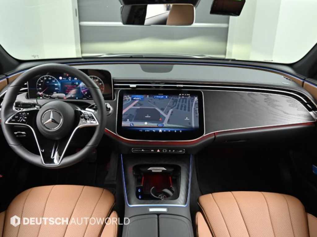 Mercedes Benz E class - Vista 7