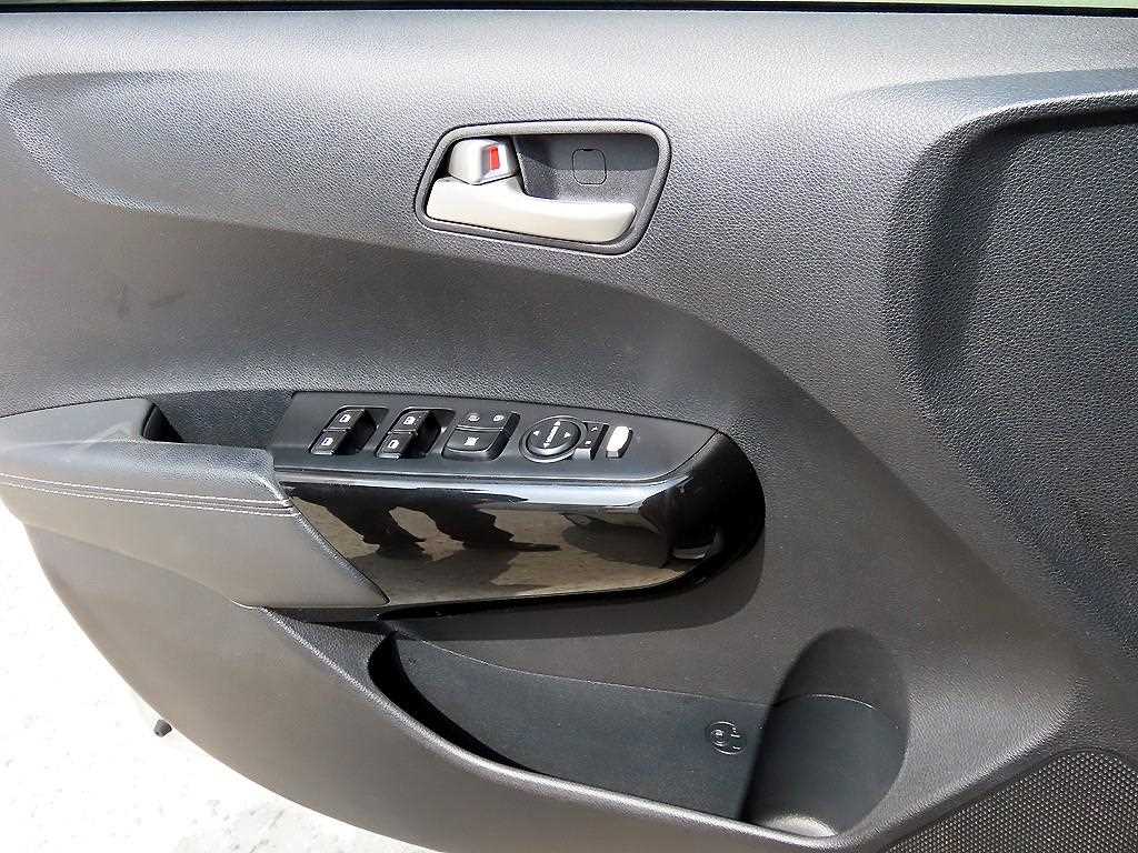 KIA Morning - Vista 11