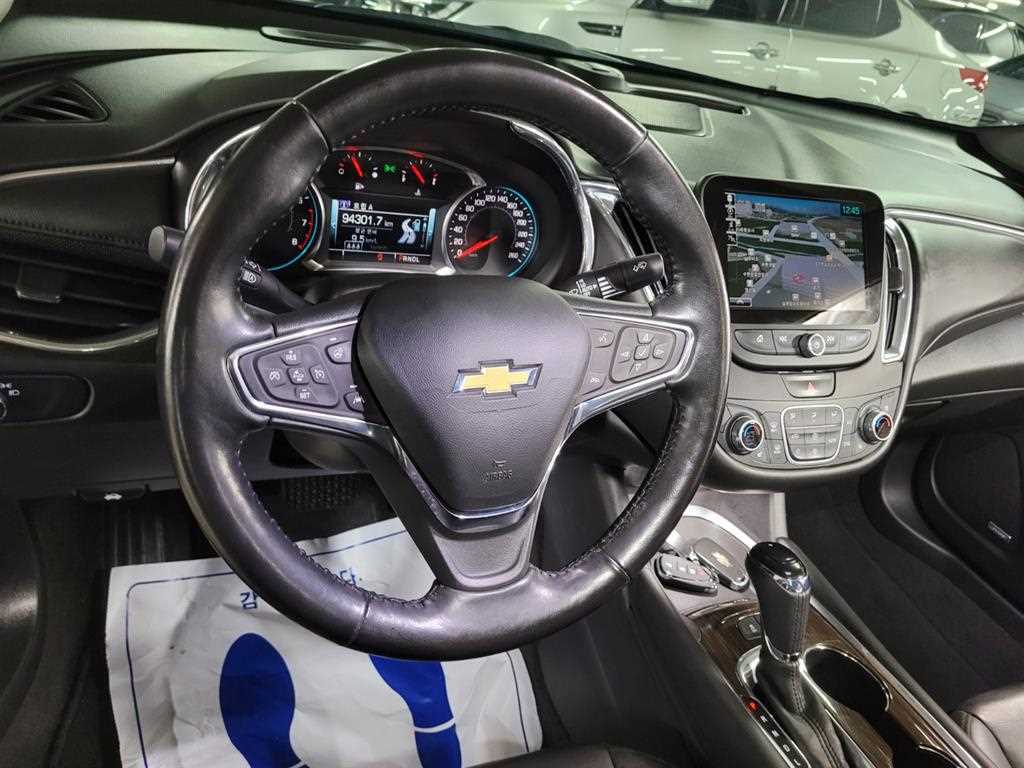 Chevrolet Malibu 2018 Negro - Importación desde Corea - HF Imports Iquique - Foto 13