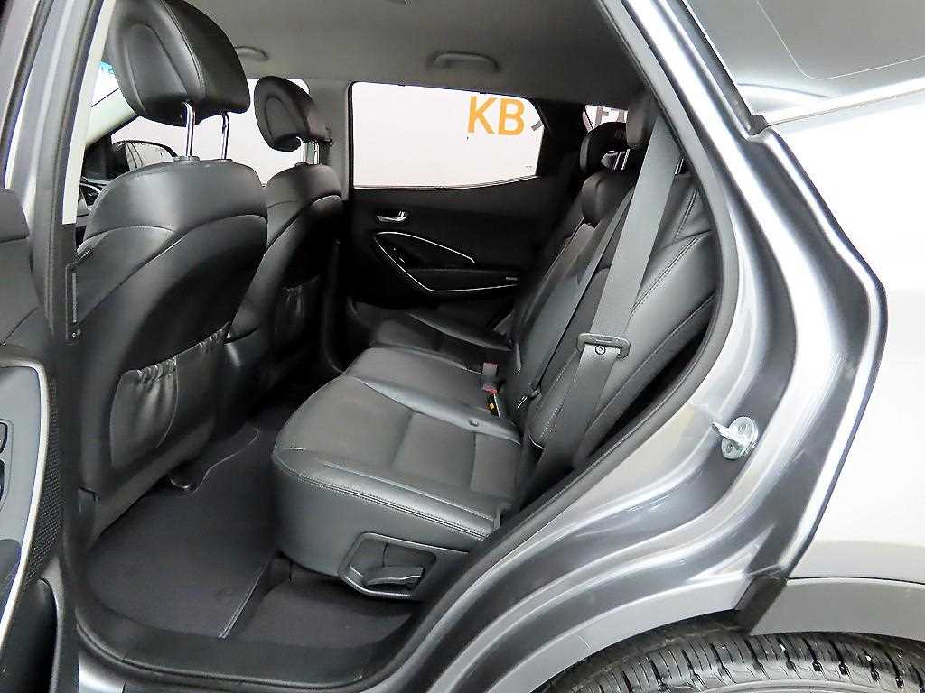 HYUNDAI Santa Fe - Vista 6