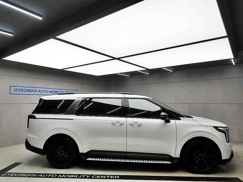 KIA Carnival - Vista 2