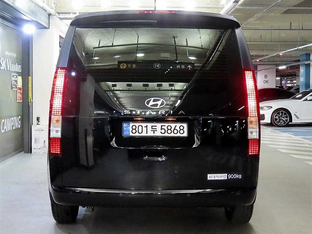 HYUNDAI Staria - Vista 5