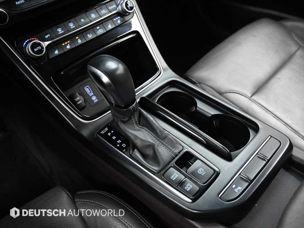 HYUNDAI Grandeur - Vista 9